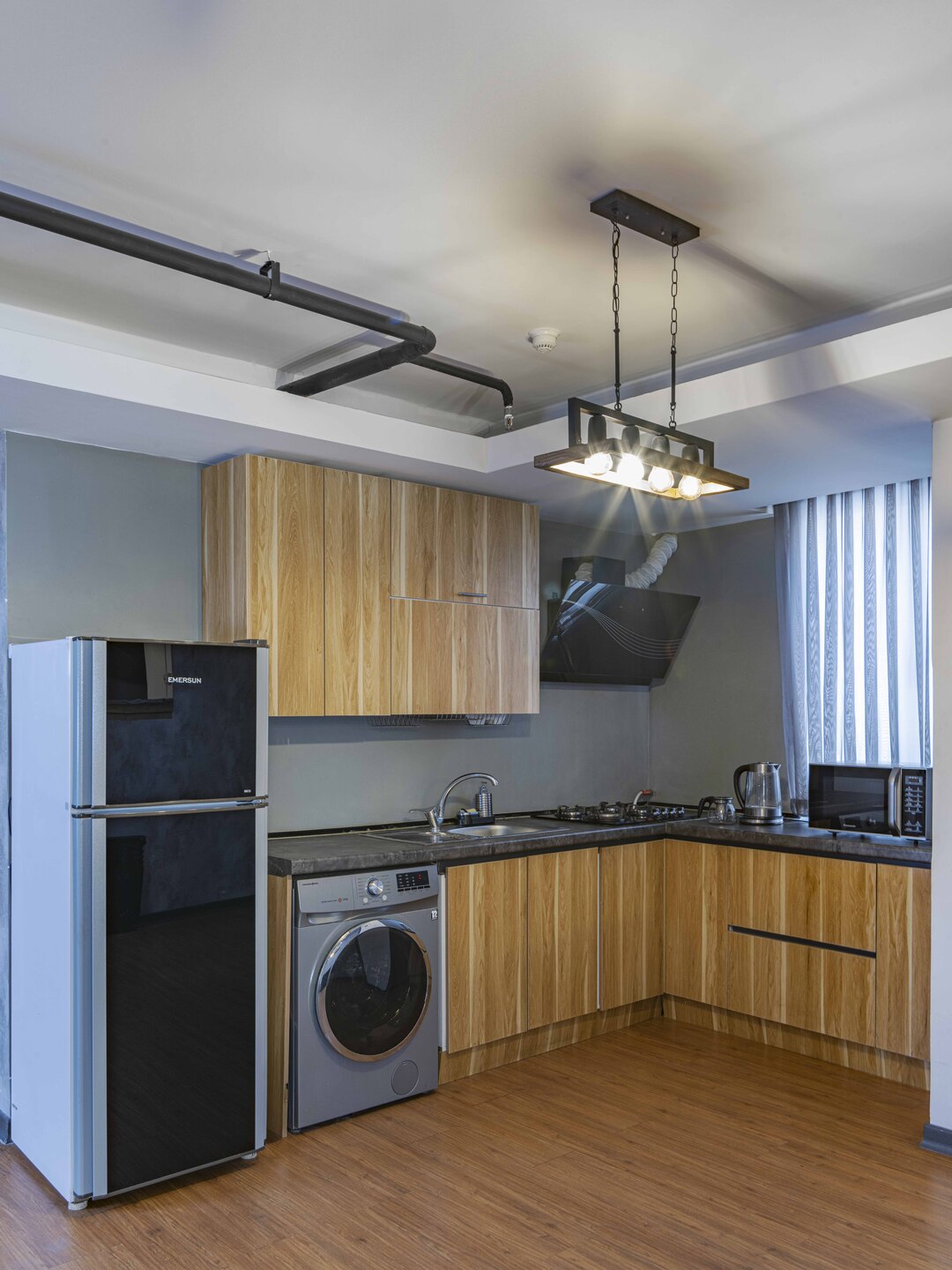 پارک‌وی ۱۰۵ متری VIP